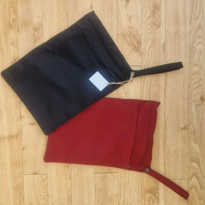 Kes-Vir Dry Wet Bags - black and red bags