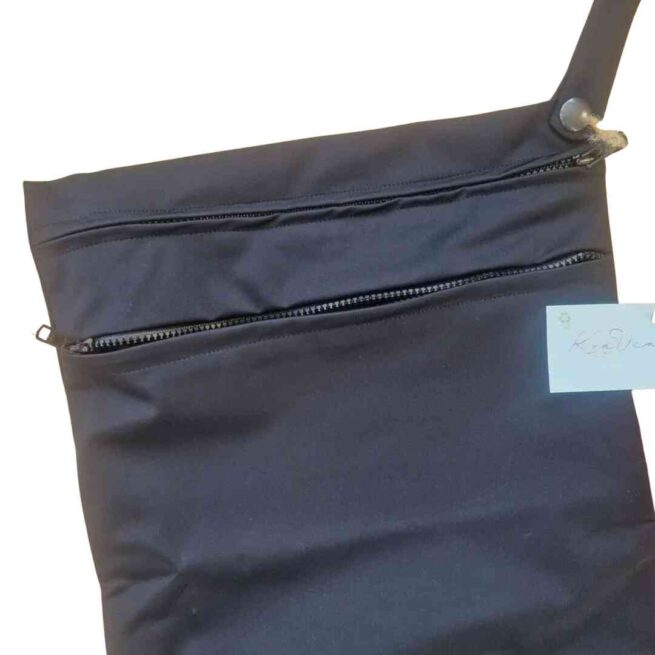 Kes-Vir Wet Dry Bag in Black - Front image