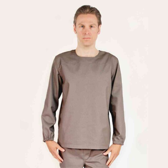 Man wearing 4Care Rip Resistant T-Shirt Long Sleeves Grey